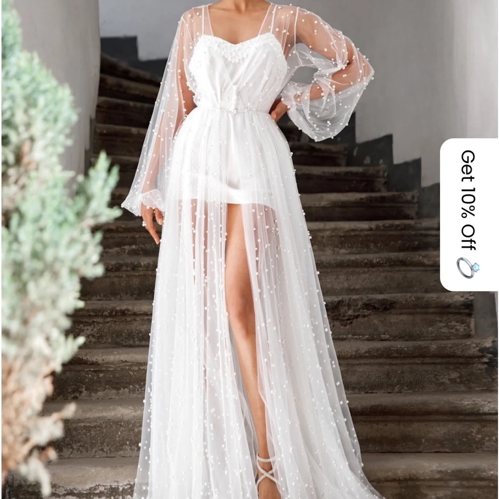 VOIR bridal robe